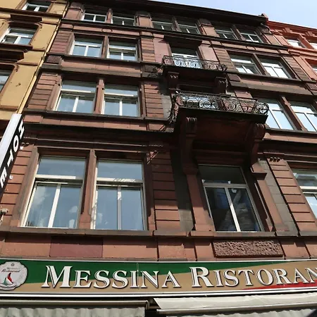 Main Frankfurt Hotel 3*