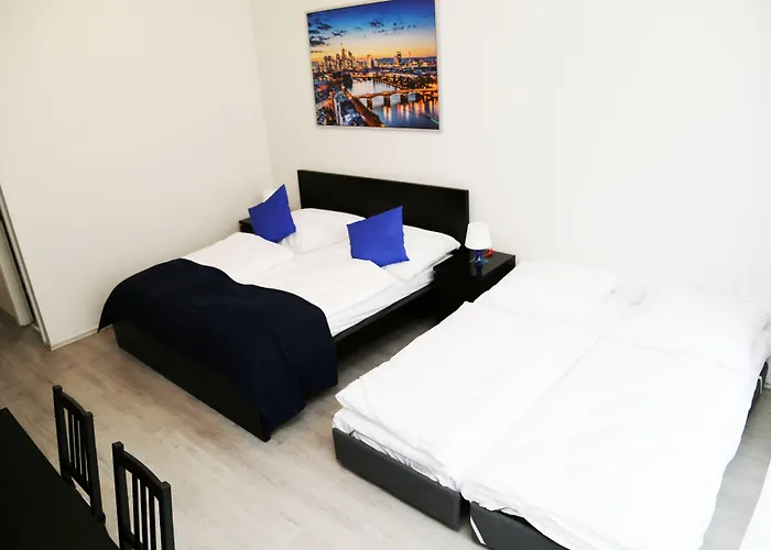 Main Frankfurt Szálloda 3*