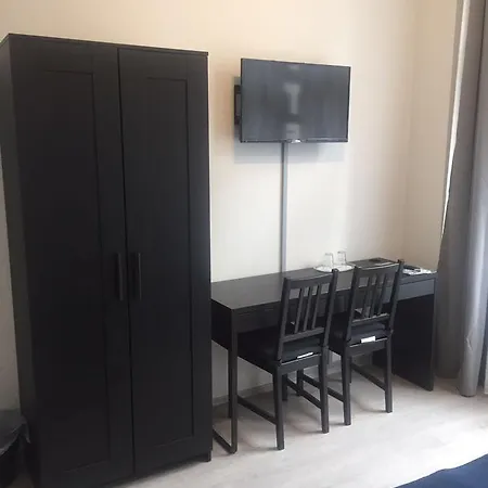 Main Frankfurt ホテル 3*