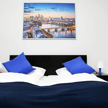 Main Frankfurt 3* フランクフルト